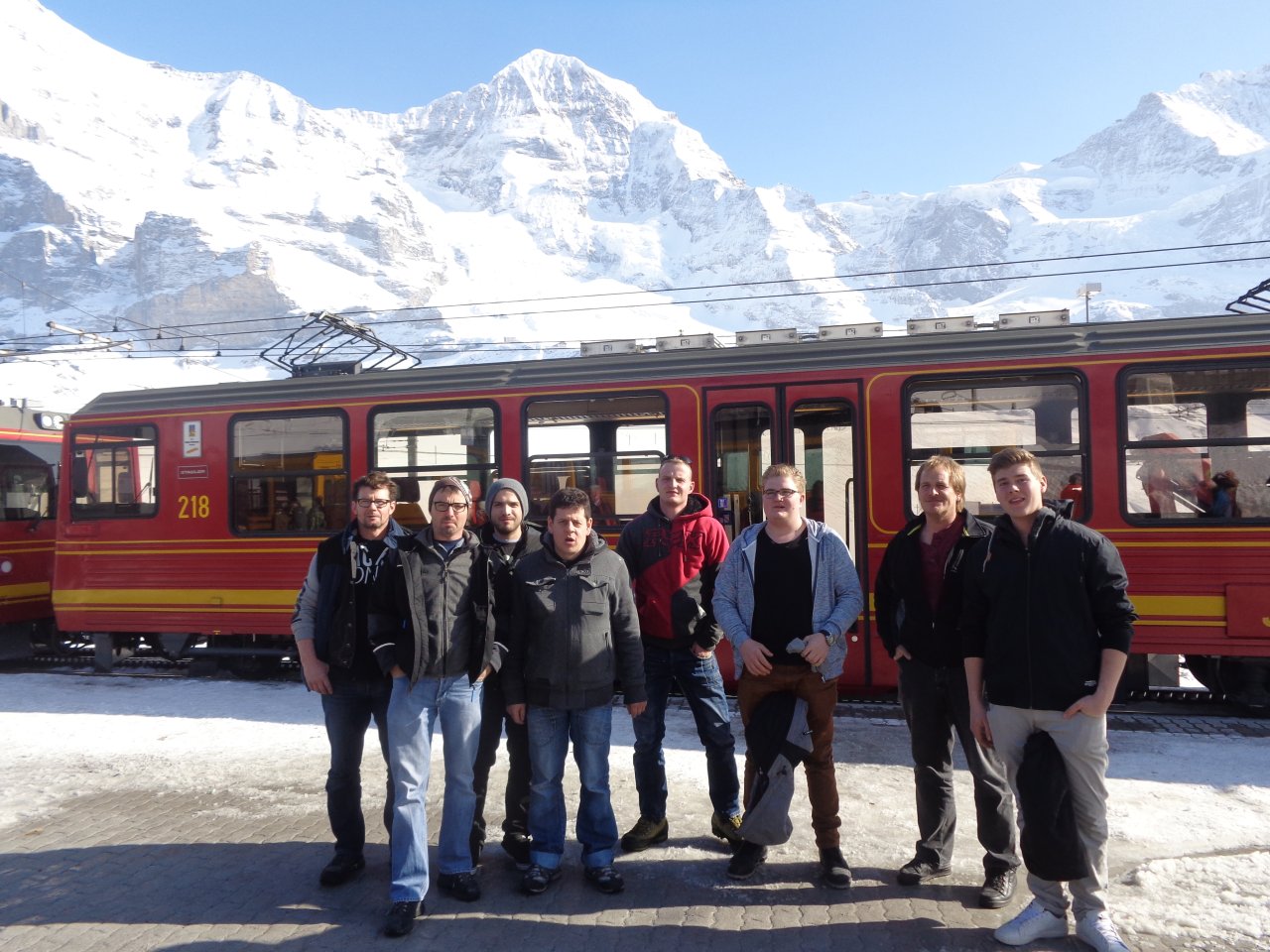 Bild Mitarbeiter vor Jungfraujoch